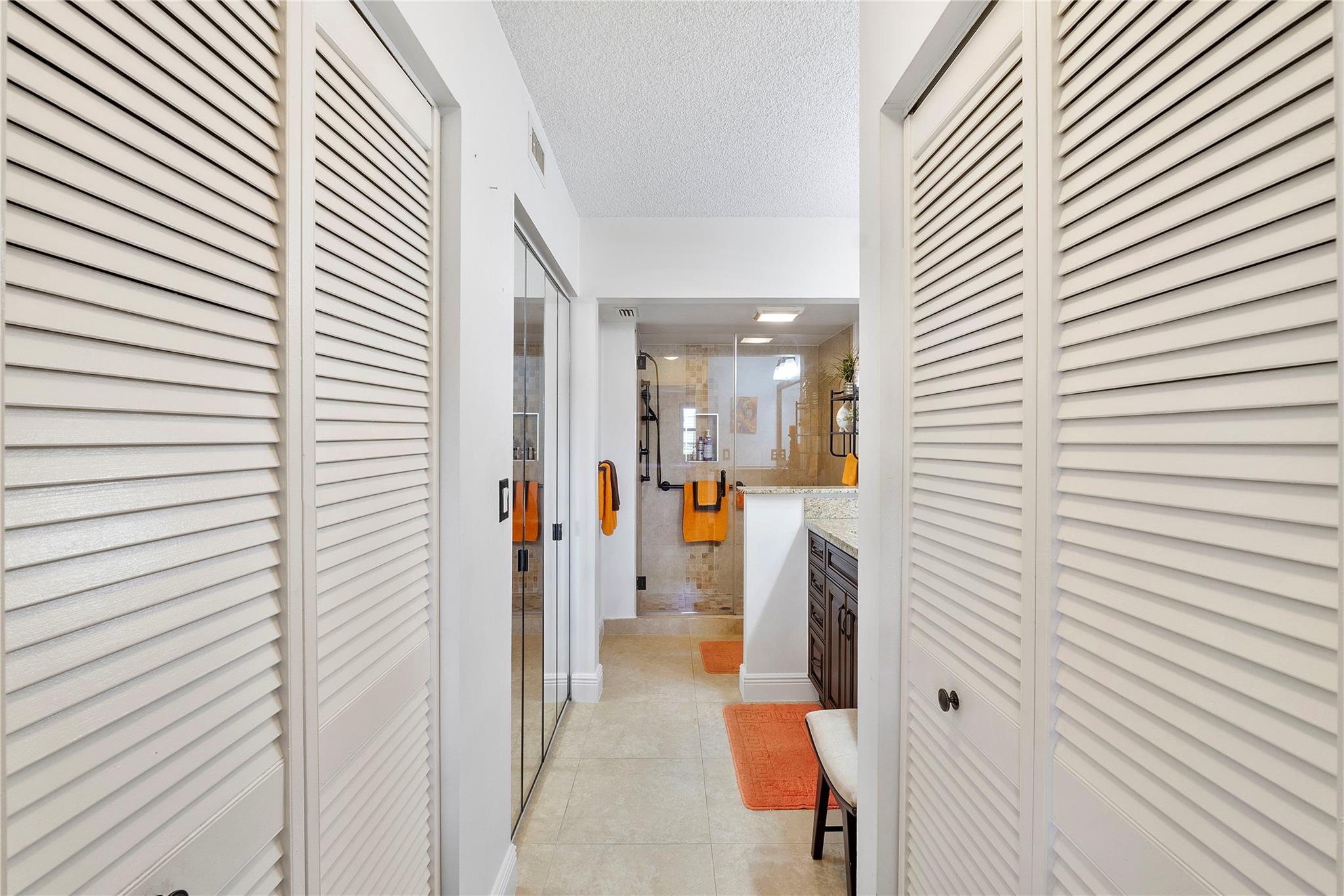 KINGS POINT - Residential