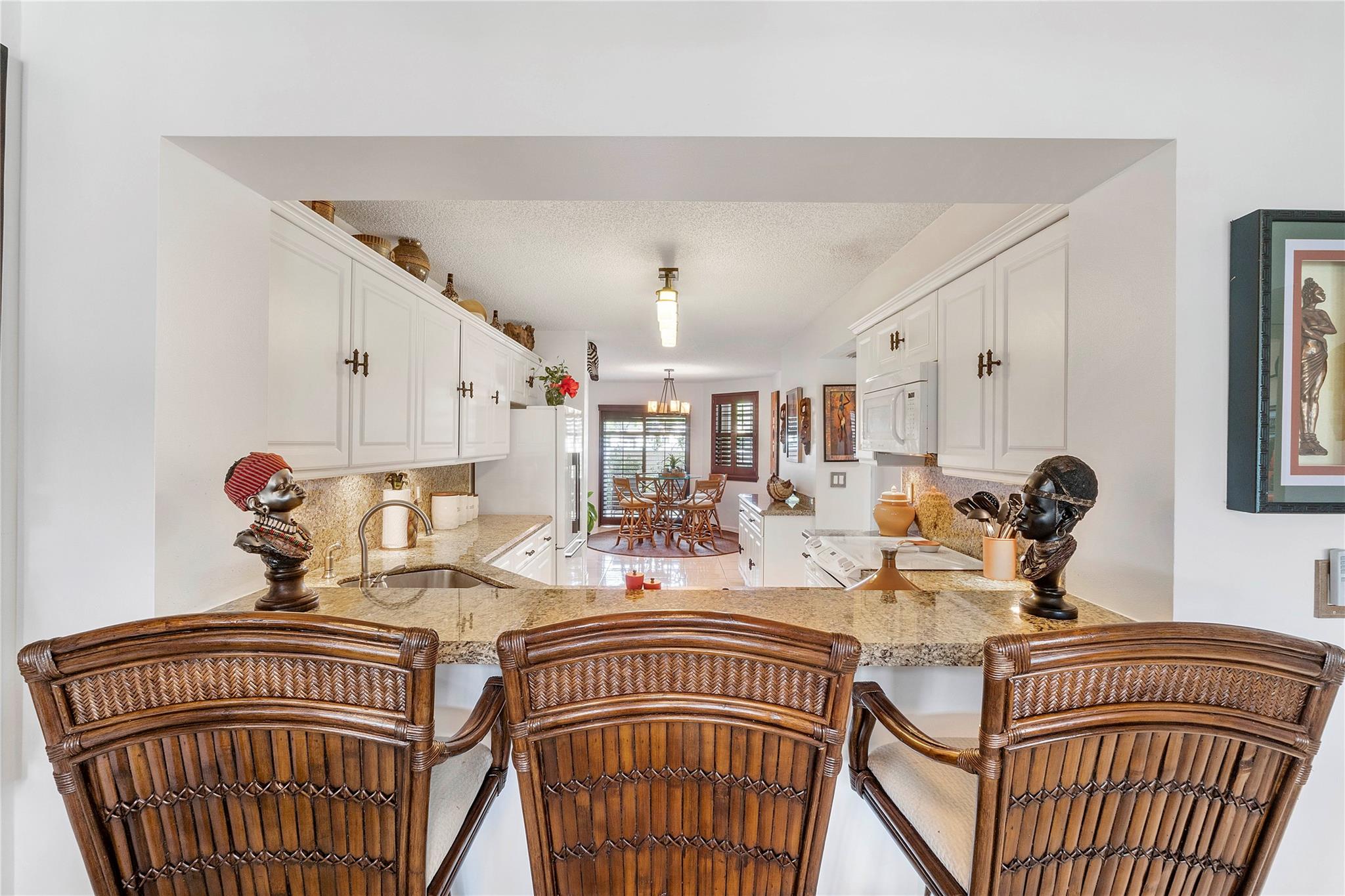KINGS POINT - Residential