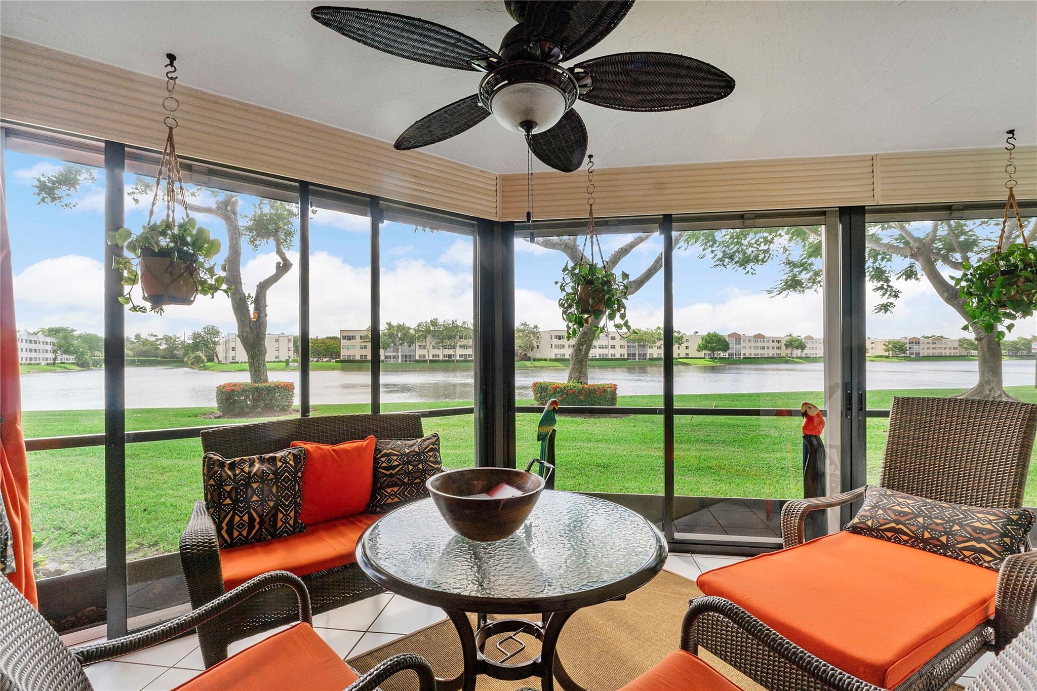 KINGS POINT - Residential