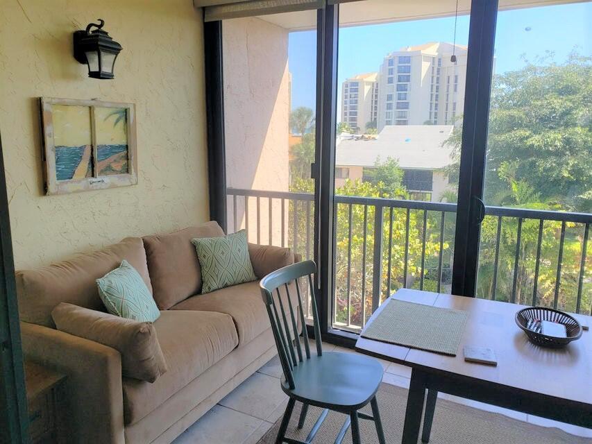 BEACHTREE I CLUSTER, A CONDOMINIUM - Residential