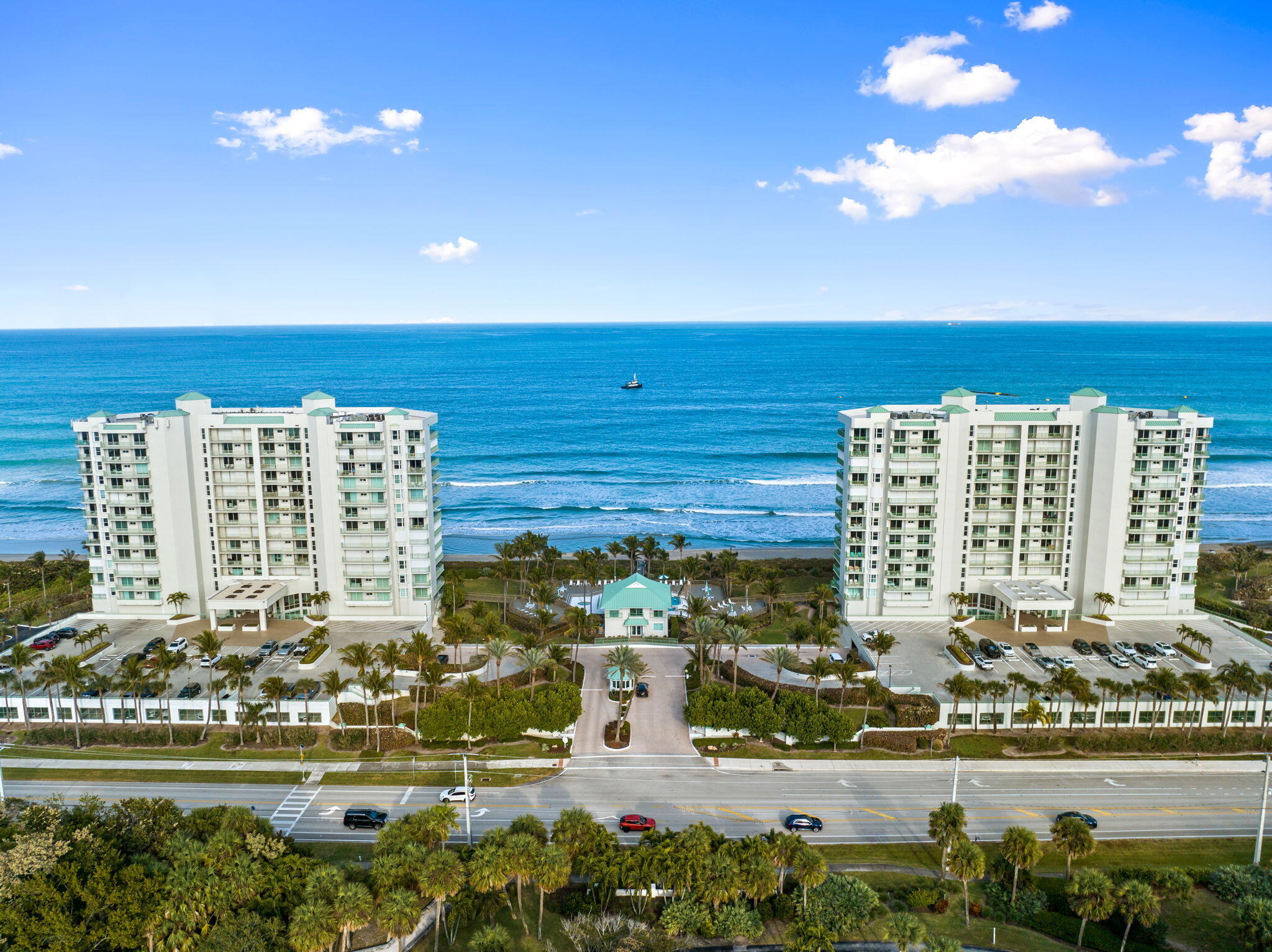 REGENCY ISLAND DUNES TWO CONDOMINIUM - Residential