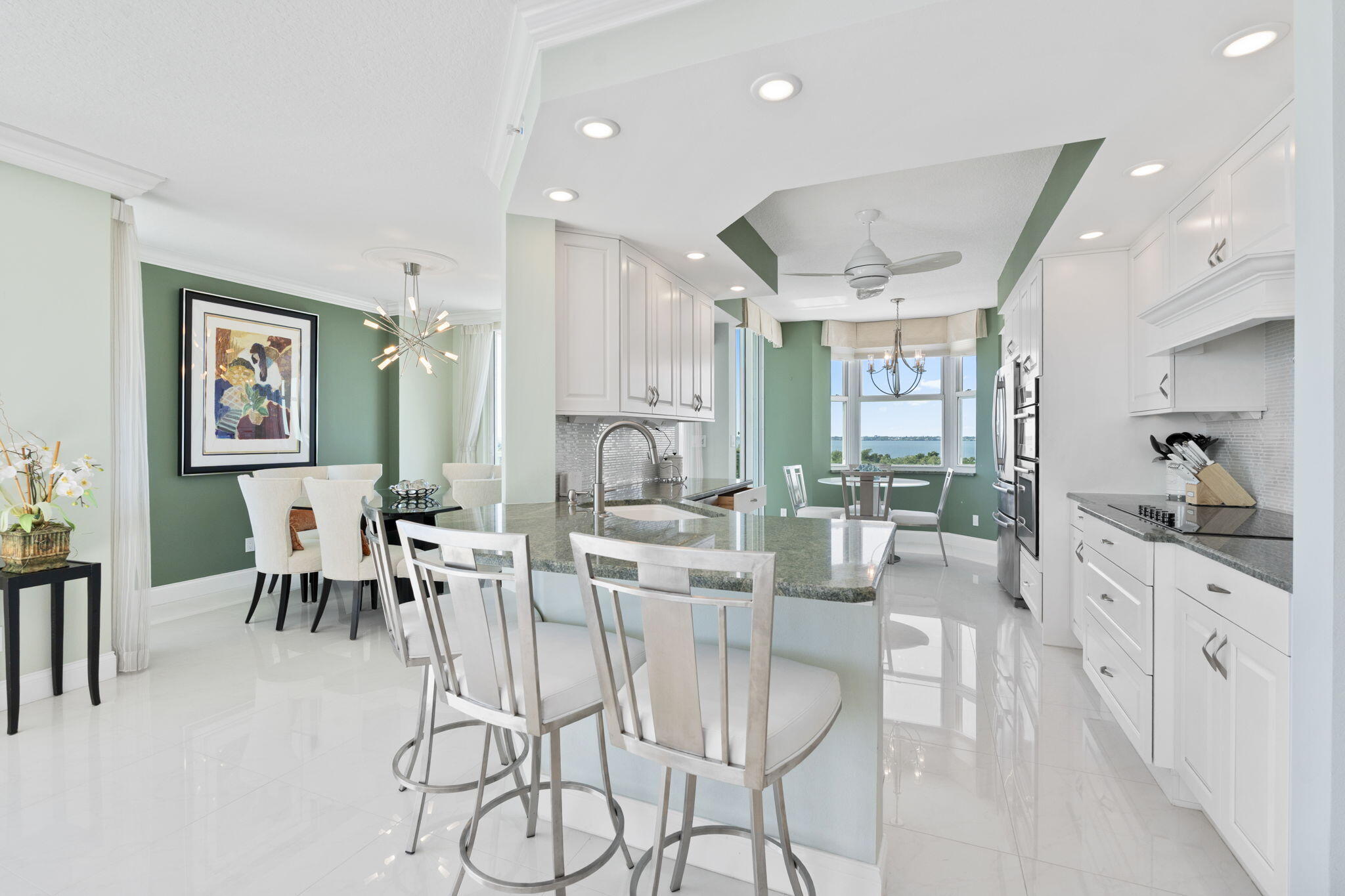 REGENCY ISLAND DUNES TWO CONDOMINIUM - Residential