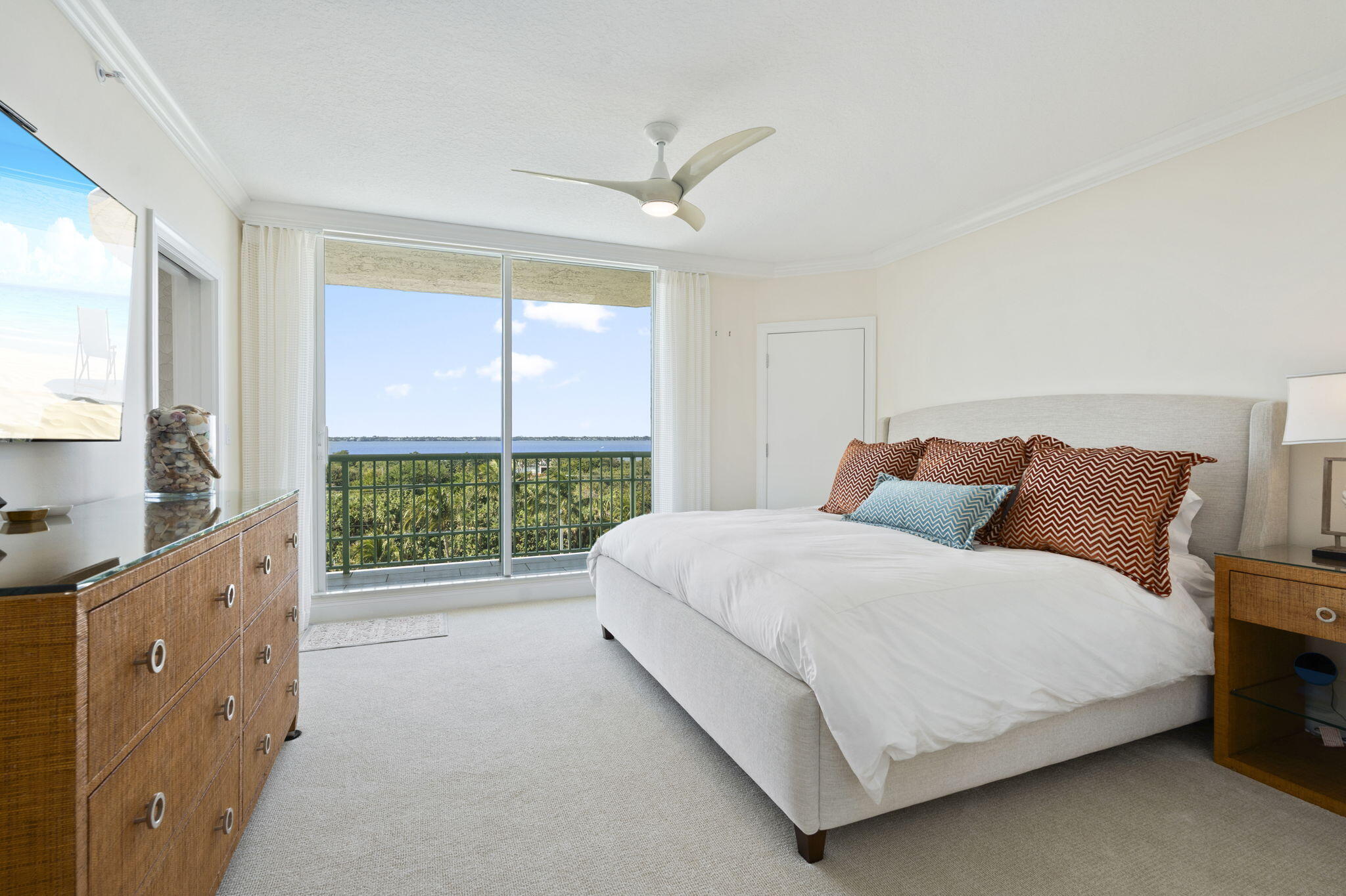 REGENCY ISLAND DUNES TWO CONDOMINIUM - Residential