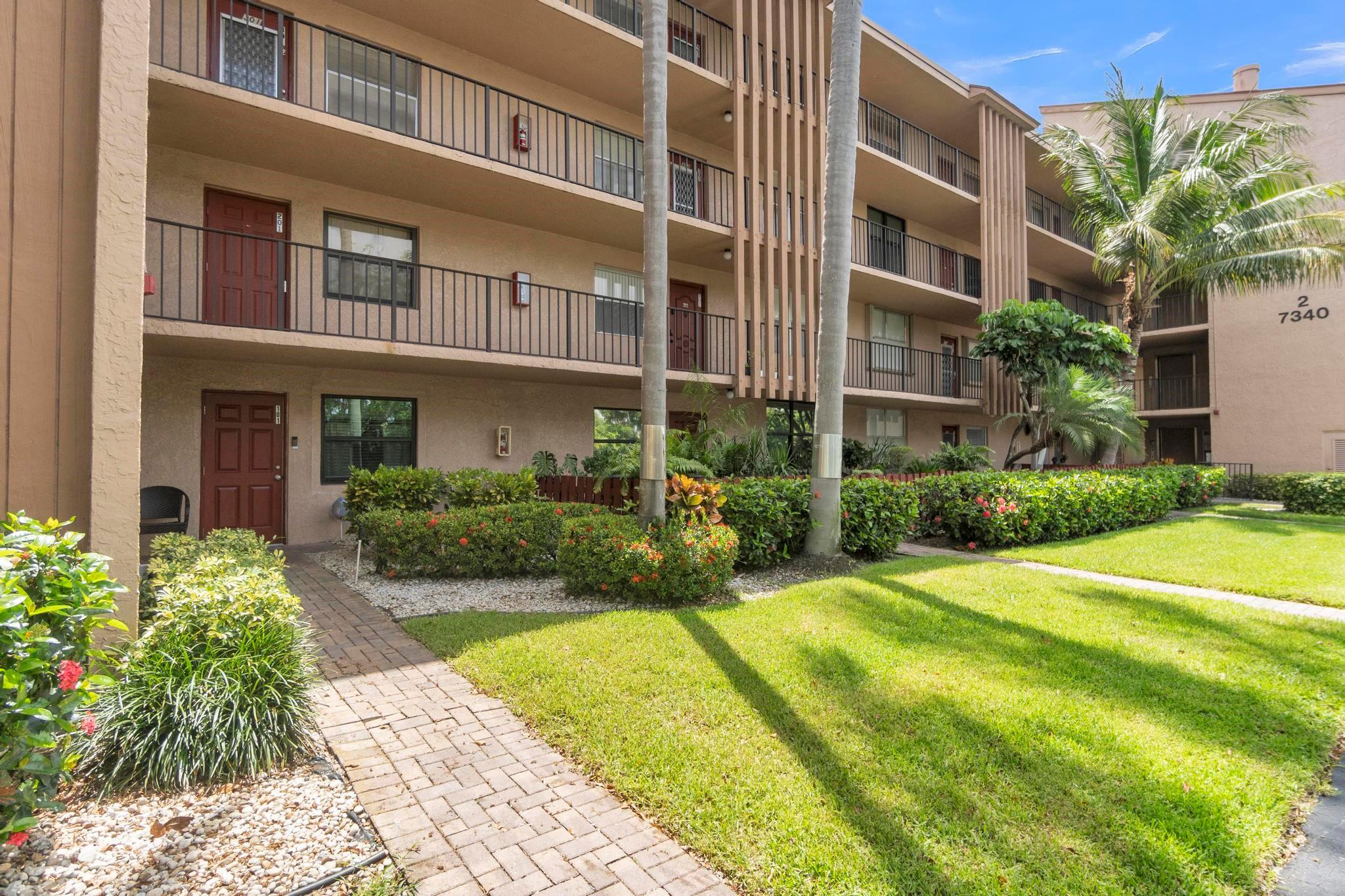 I love this property and you will too! Low-rise, only 4 story building houses this third floor beauty! CORNER unit with extra windows lets in lots of light; feels summery and welcoming! Recently enclosed Lanai with plexiglass windows offers options for cross-breeze or keep air conditioned and dust free, adds extra living space and ample water/fauna views. New laminate flooring flows seamlessly and makes for easy clean-up. Kitchen and baths renovated! Eat-in kitchen has stackable washer/dryer, granite countertops and hot water heater has been moved out of kitchen giving more storage space. Really a great layout/remodel: a must see at this great price!
Well-run assoc w/ reserves + completed 40yr inspect, 2 pools, billiards, tennis, gym, saunas. New roofs coming already paid!! Sm pets too!