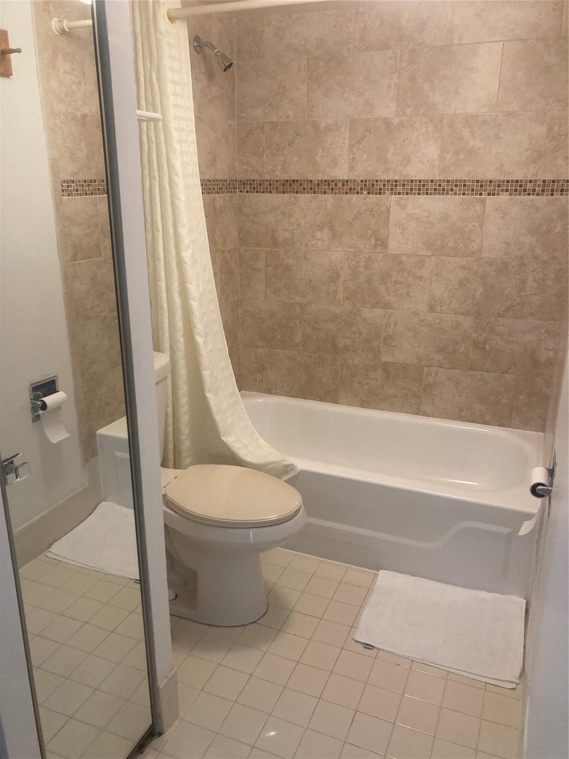 Lake Pine Village 111-30 - Residential Lease