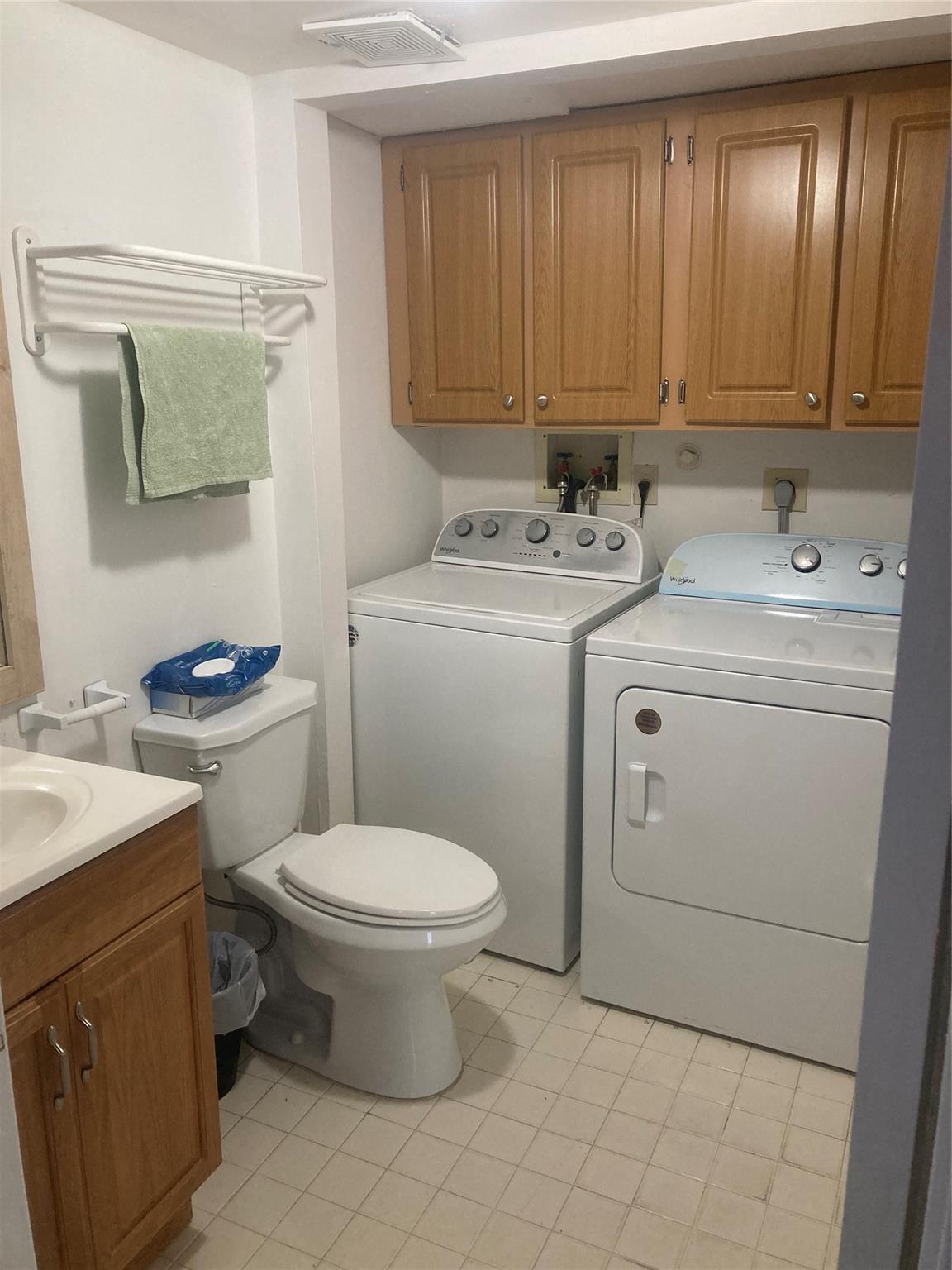 Lake Pine Village 111-30 - Residential Lease