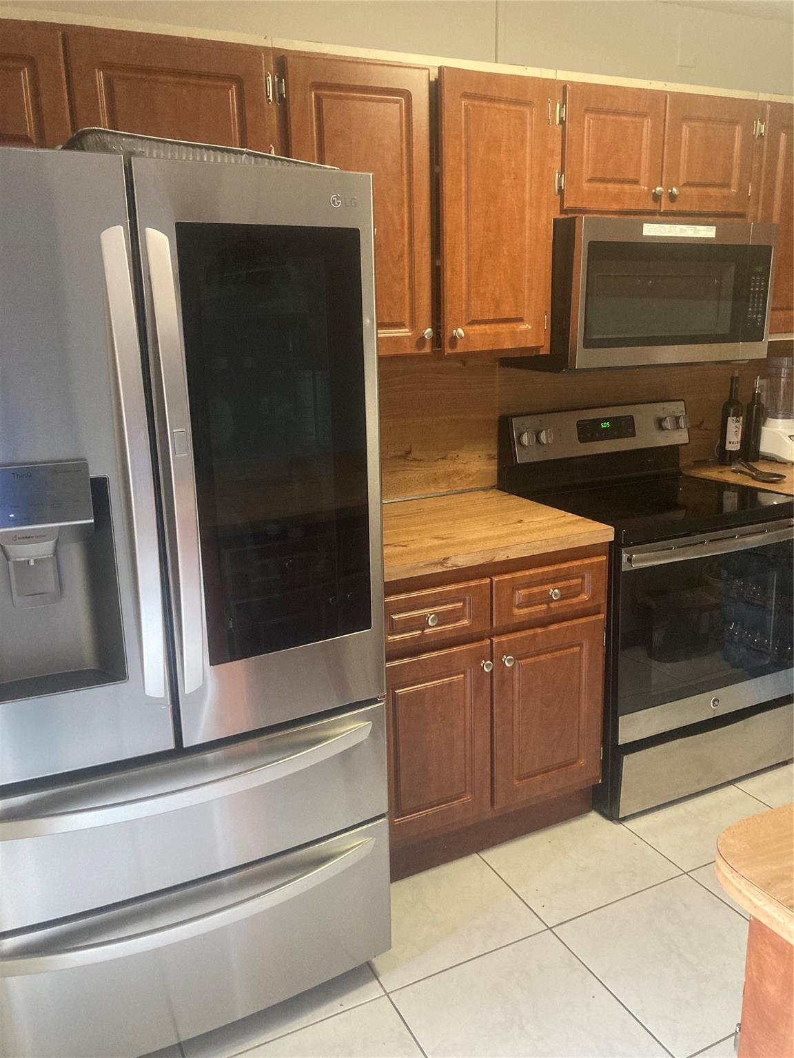 Lake Pine Village 111-30 - Residential Lease