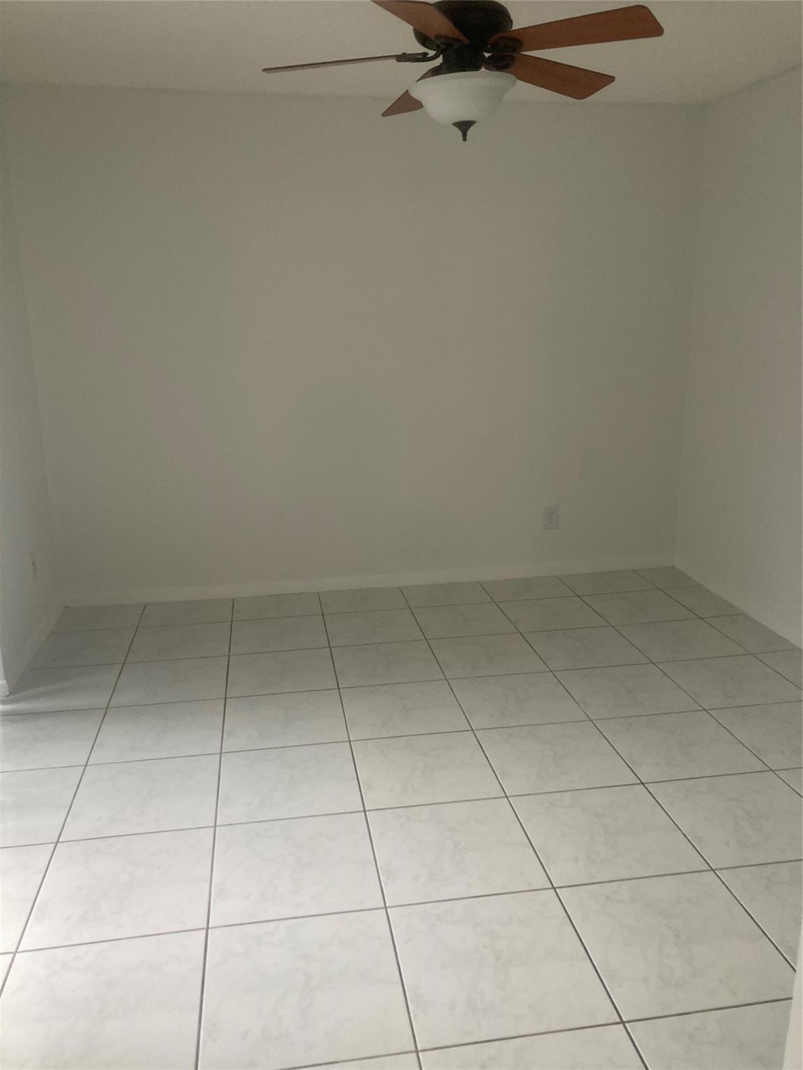 Lake Pine Village 111-30 - Residential Lease