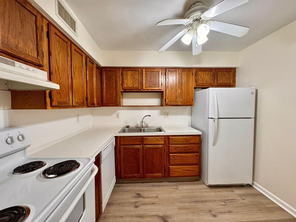 Photo of 9815 Pineapple Tree Drive #106, Boynton Beach, FL 33436 (MLS # R11116818)