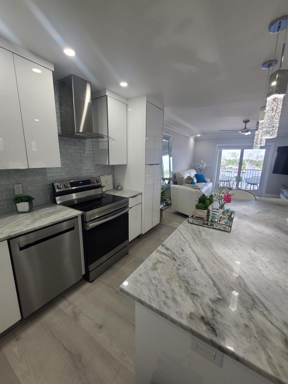 200 S Birch Road 901