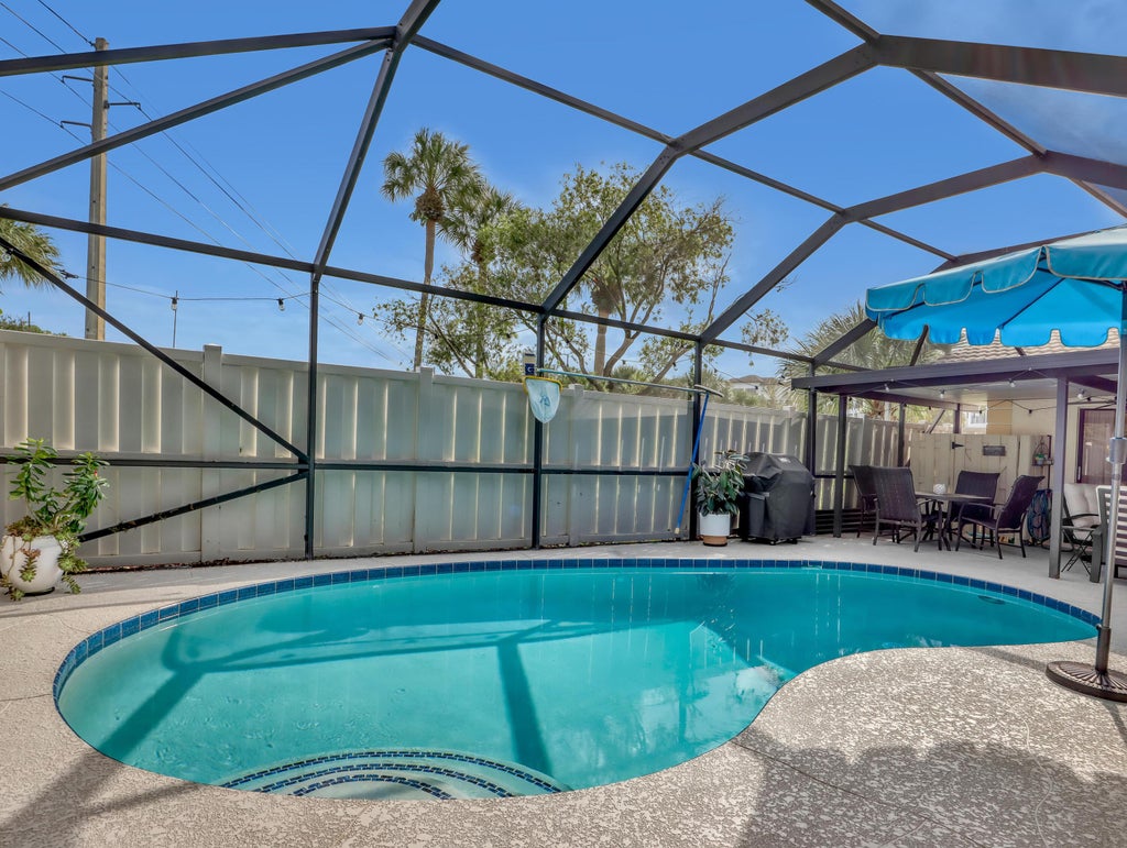 Photo of 12732 Woodmill Drive, Palm Beach Gardens, FL 33418 (MLS # R11138510)