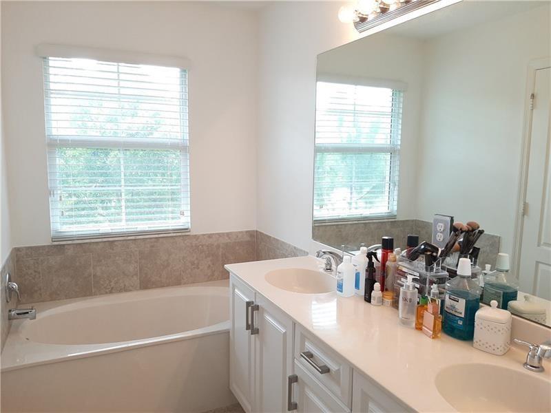 Colony Reserve/Lk Worth - Residential Lease