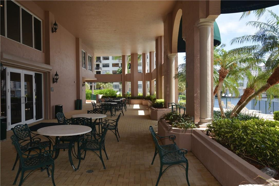 THE POINTE - Residential