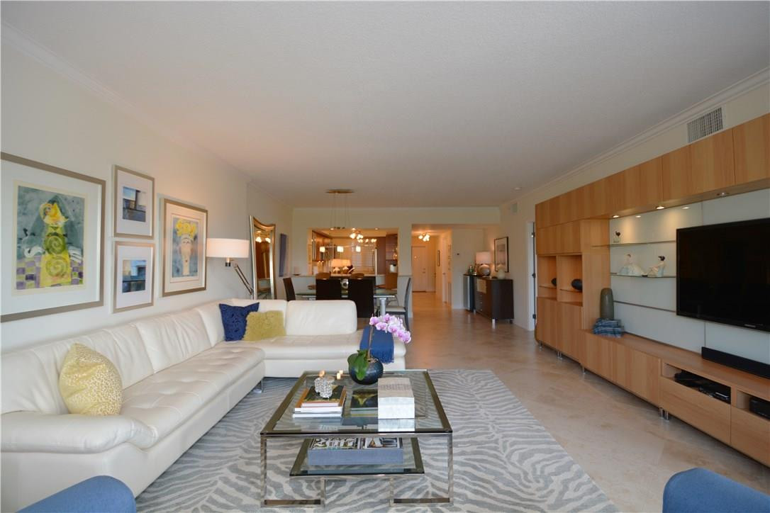THE POINTE - Residential