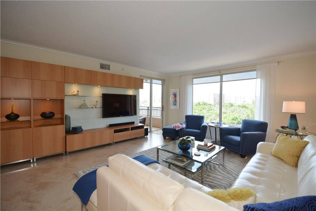 THE POINTE - Residential