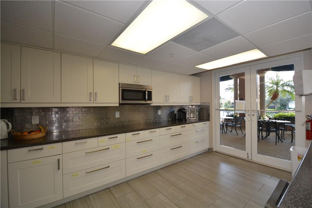 THE POINTE - Residential