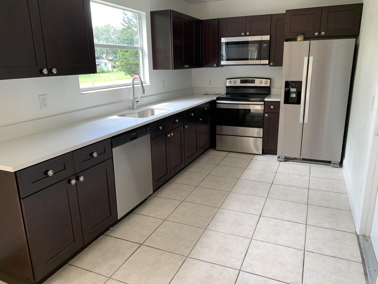 PORT ST LUCIE SECTION 40 - Residential Lease