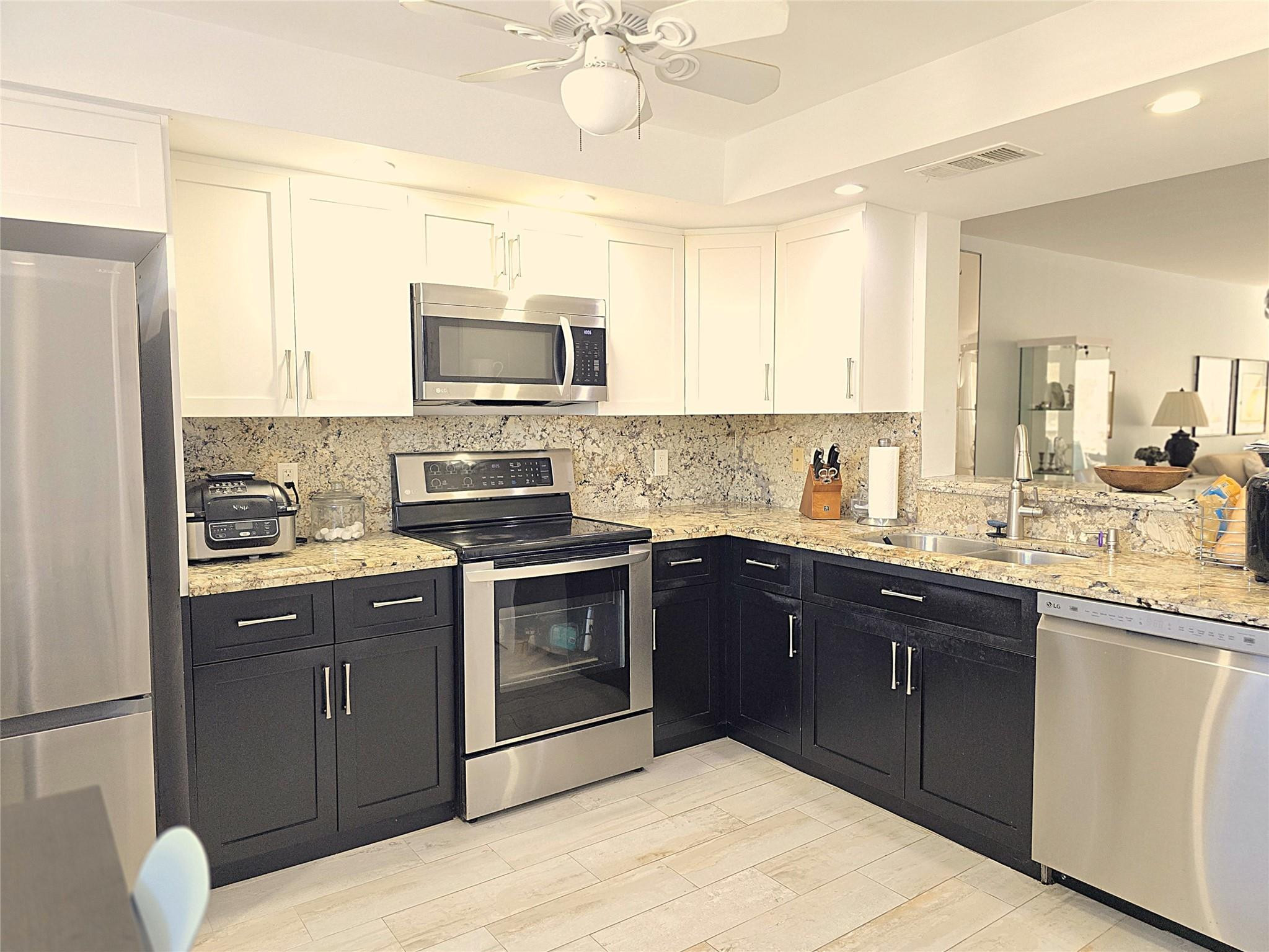 ARUBA VILLAGE - Residential