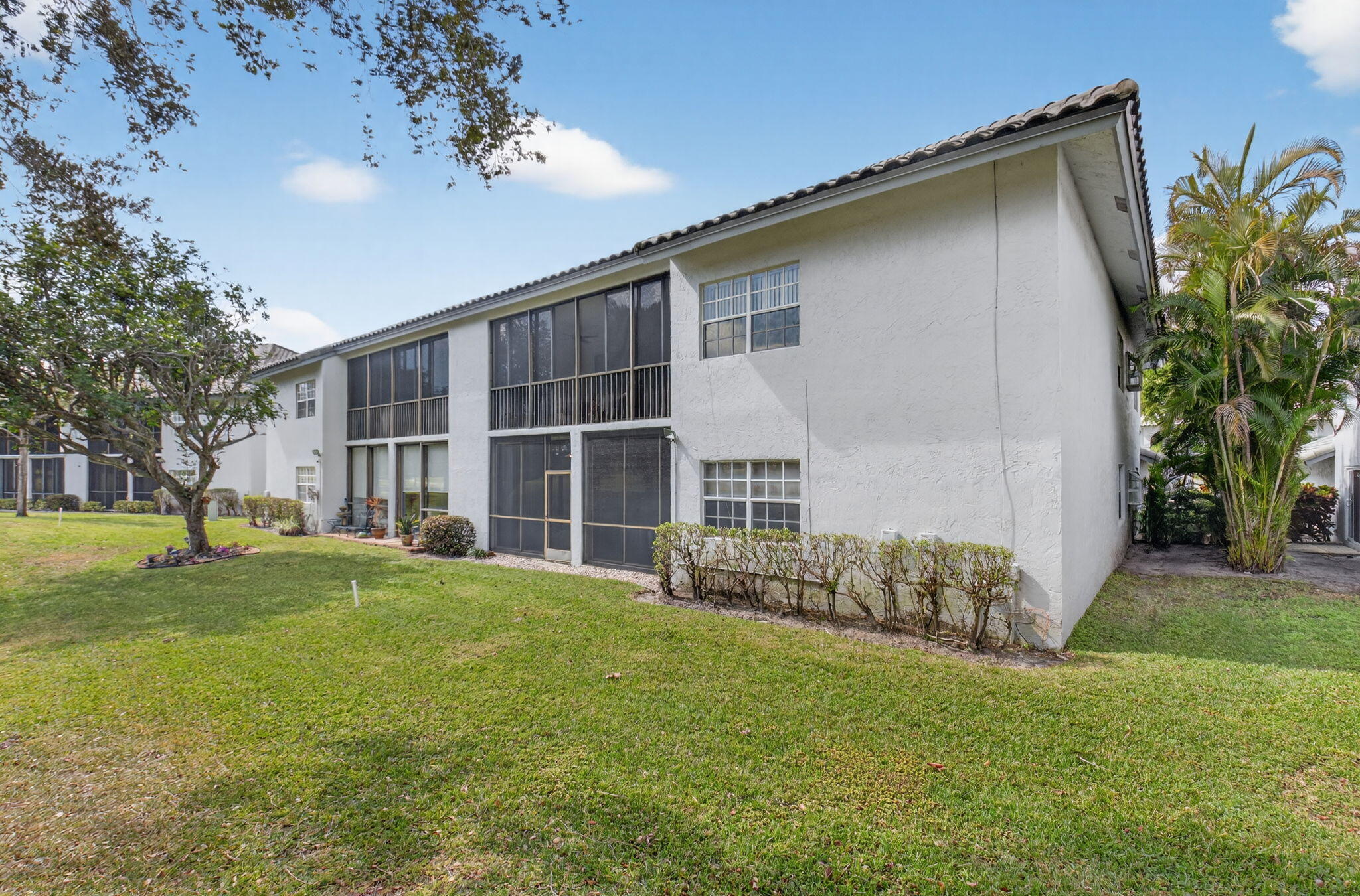 BRIARWOOD AT INDIAN SPRINGS CONDO - Residential