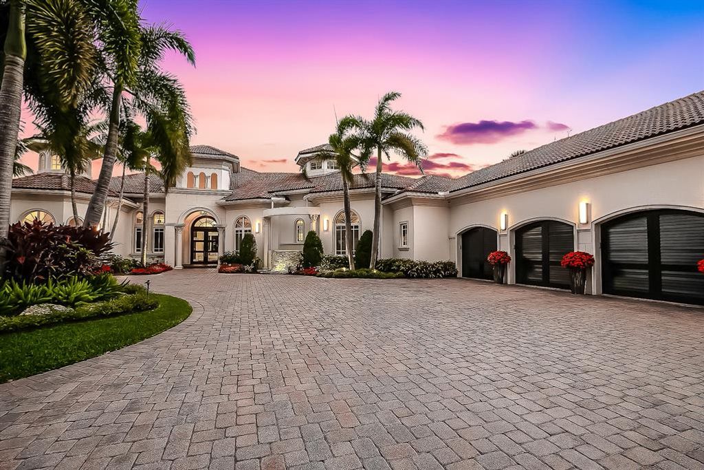 Photo of 130 Playa Rienta Way, Palm Beach Gardens, FL 33418 (MLS # R10698744)