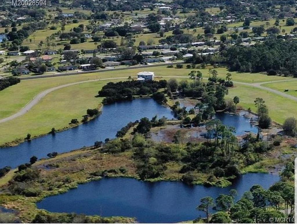 Photo of 363 SE Via Sangro, Port Saint Lucie, FL 34952 (MLS # R10733380)