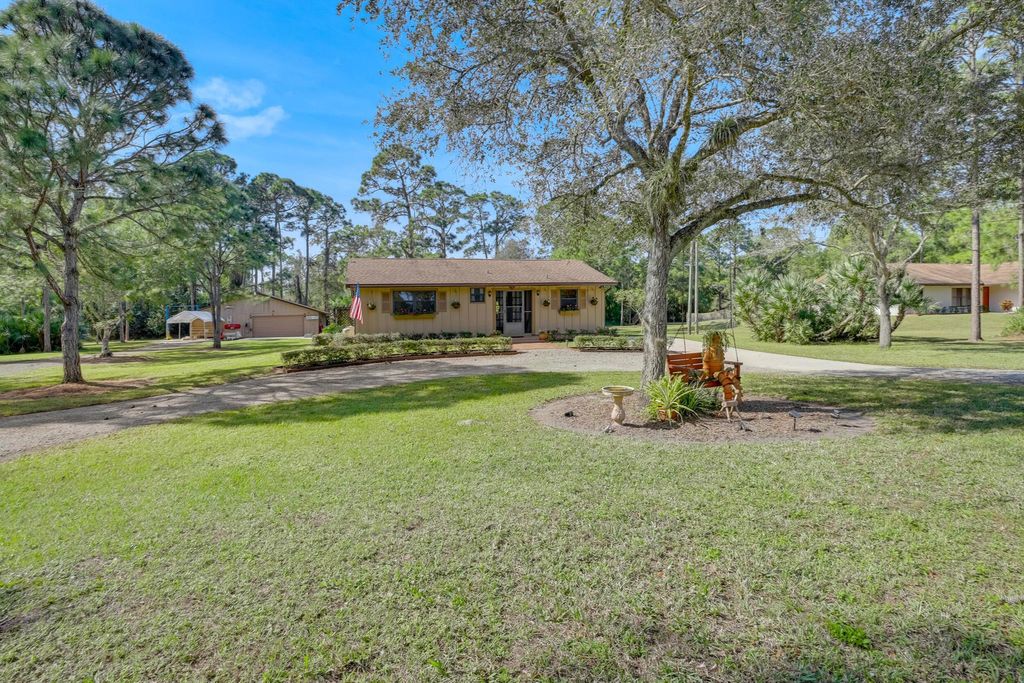 Photo of 4361 126th Drive N, Royal Palm Beach, FL 33411 (MLS # R10951985)