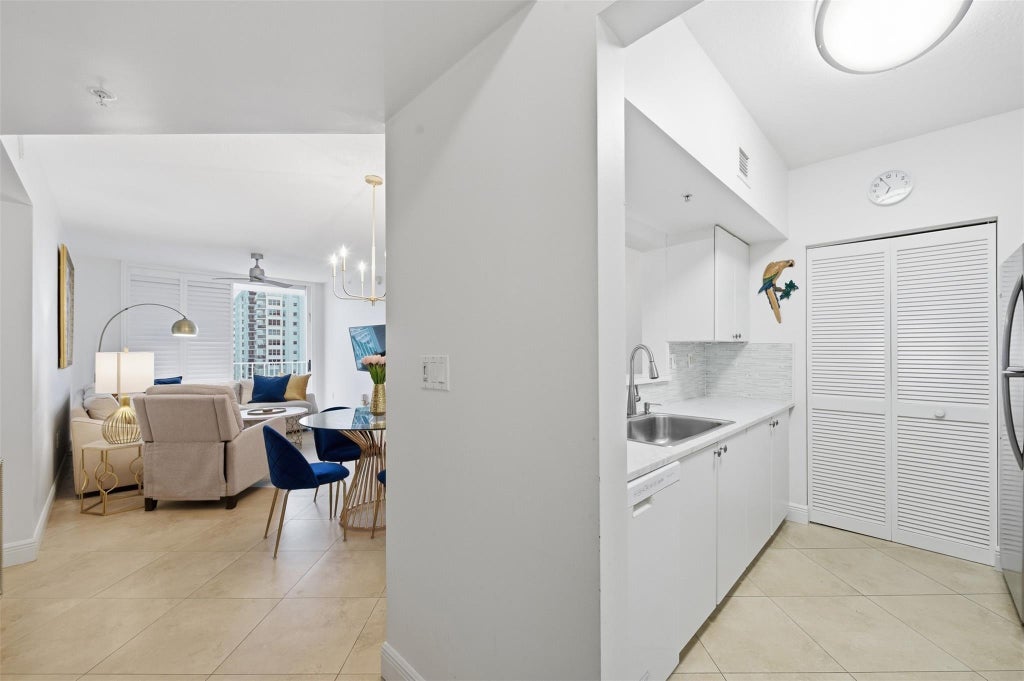 Photo of 3020 NE 32nd Avenue #1103, Fort Lauderdale, FL 33308 (MLS # F10548321)