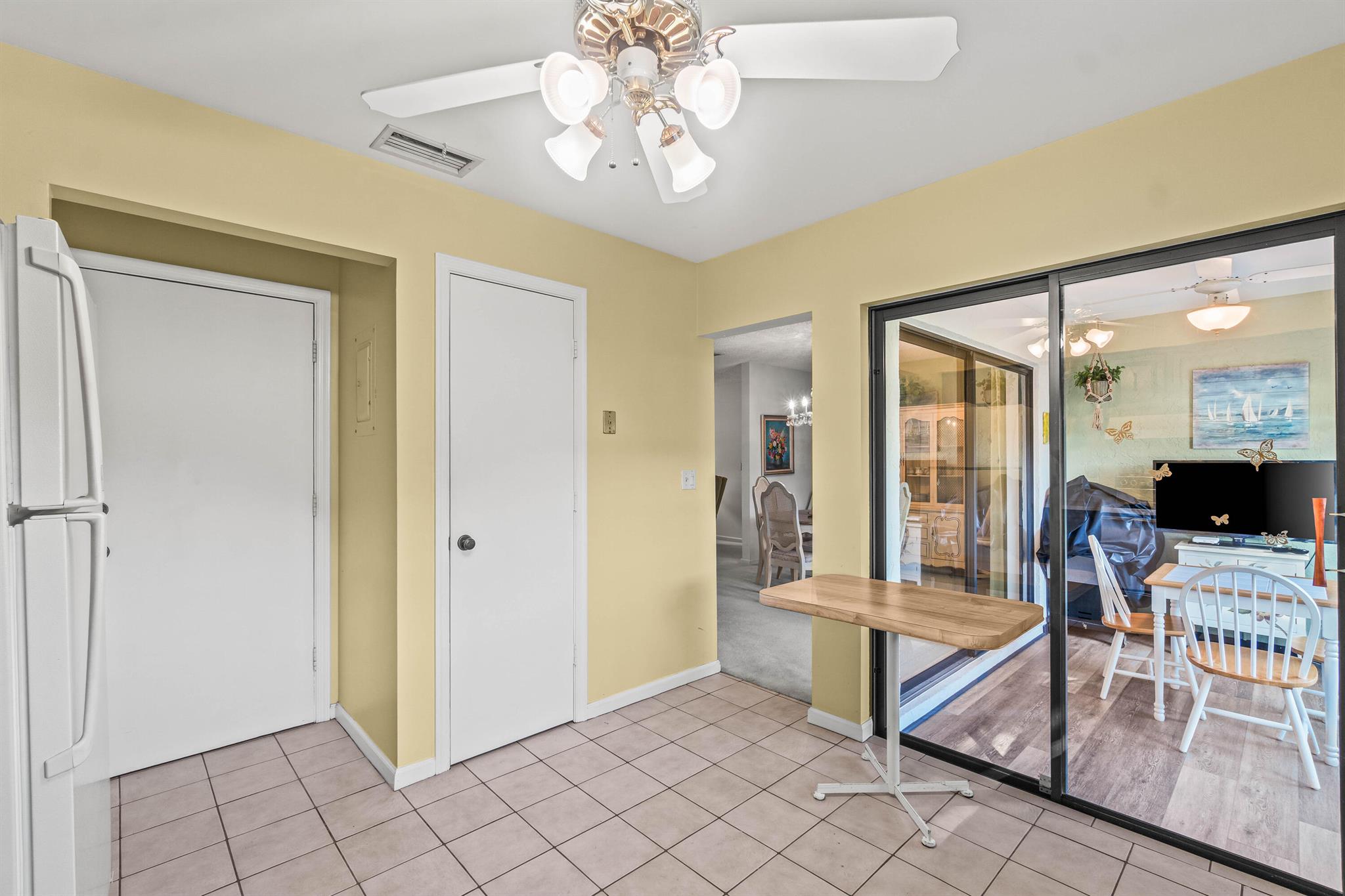 GREENTREE VILLAS CONDO - Residential