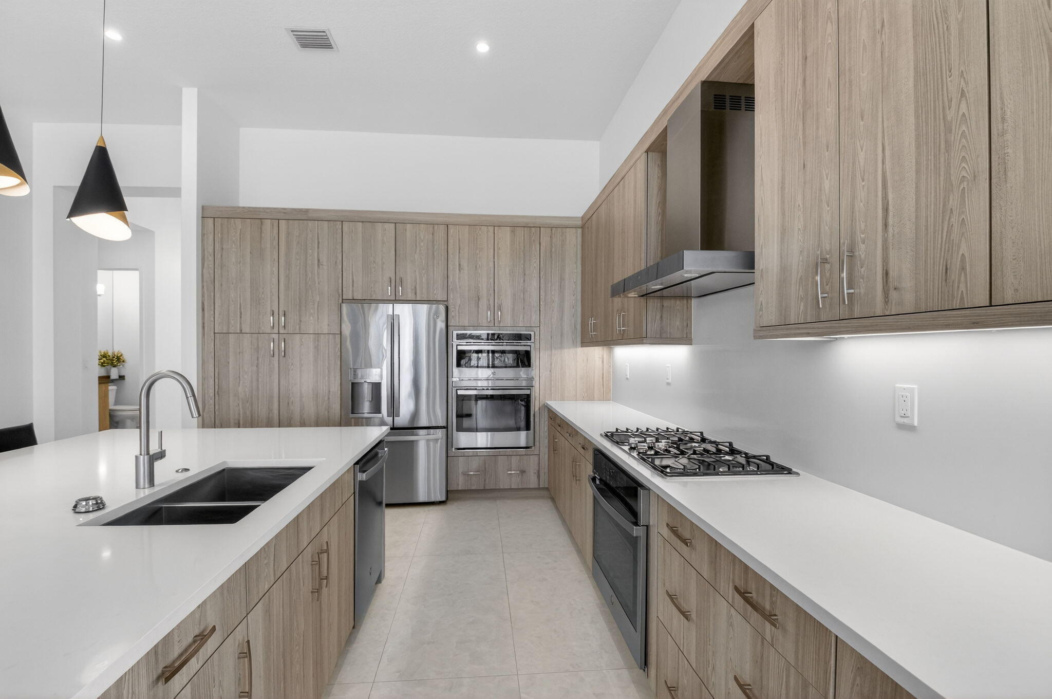 BOCA RATON GOLF COURSE PUD - Residential Lease