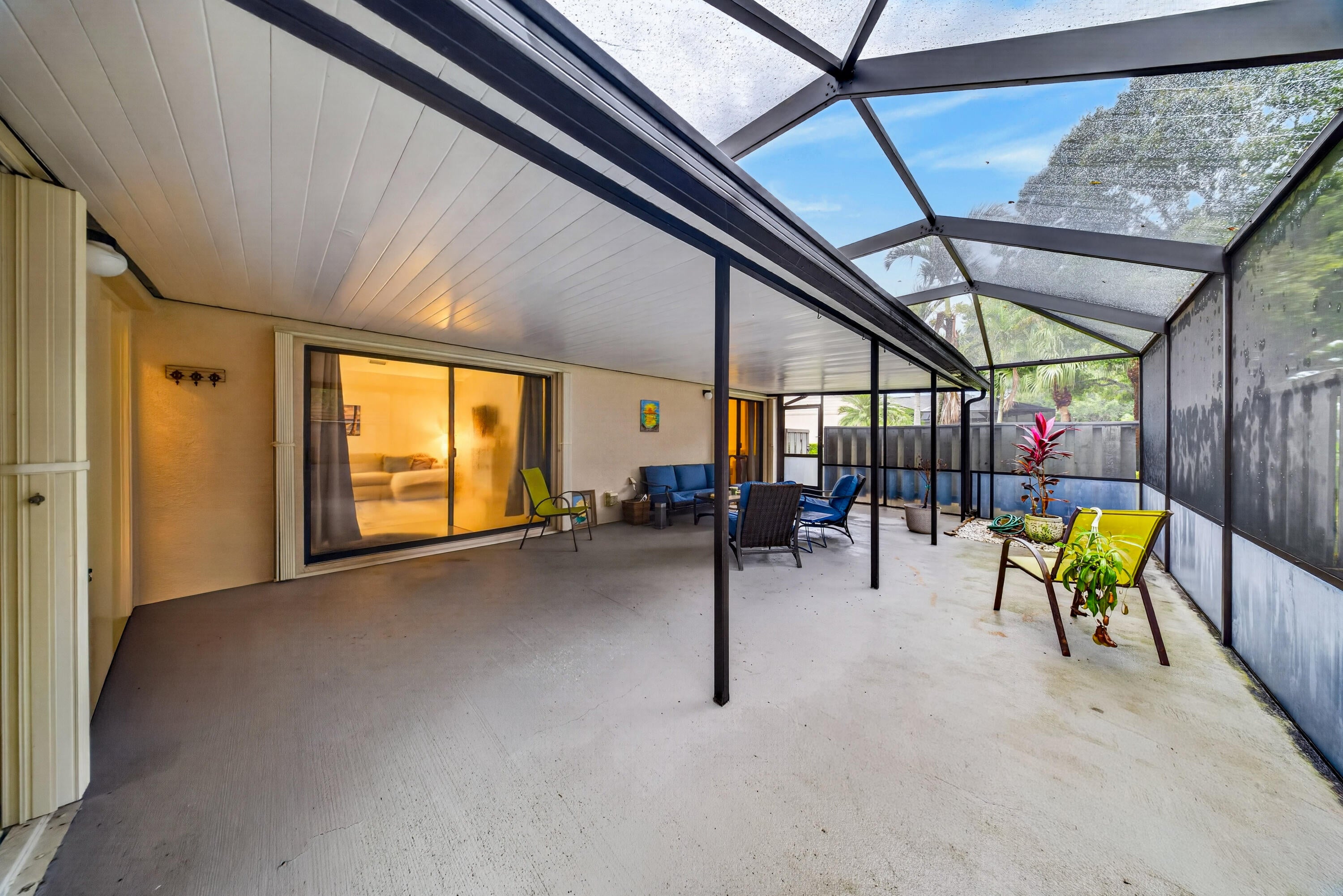 1435 Captains Walk