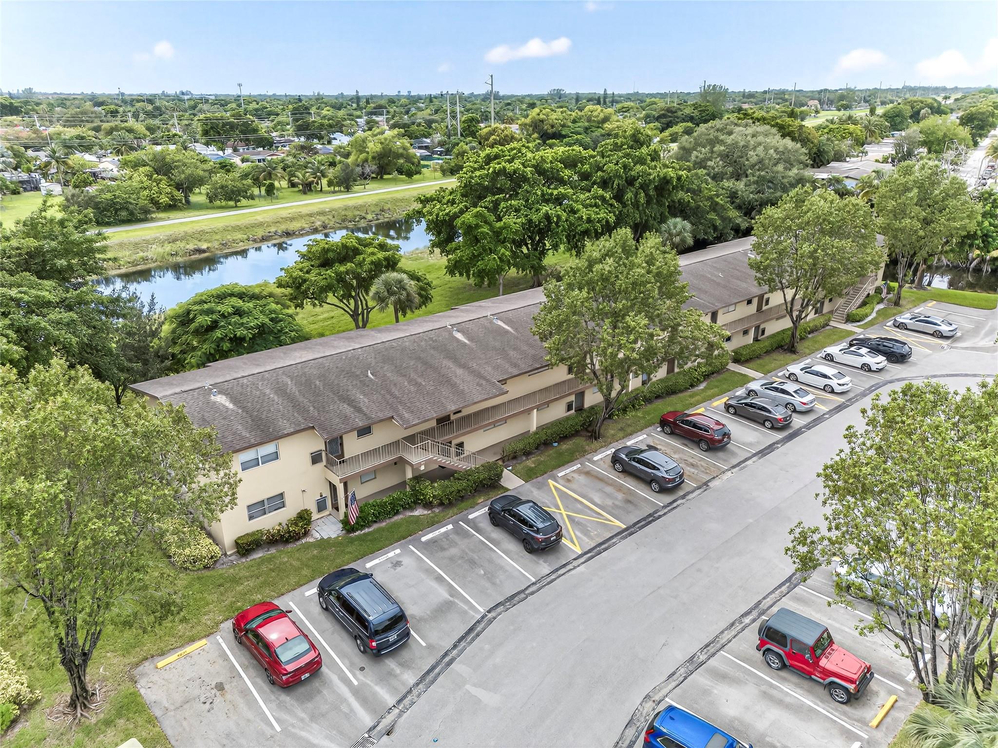 7610 NW 1st St 201