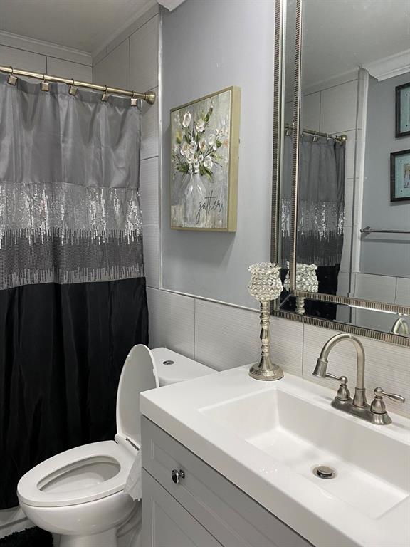 WATERWAY COVE OF WELLINGTON - Residential