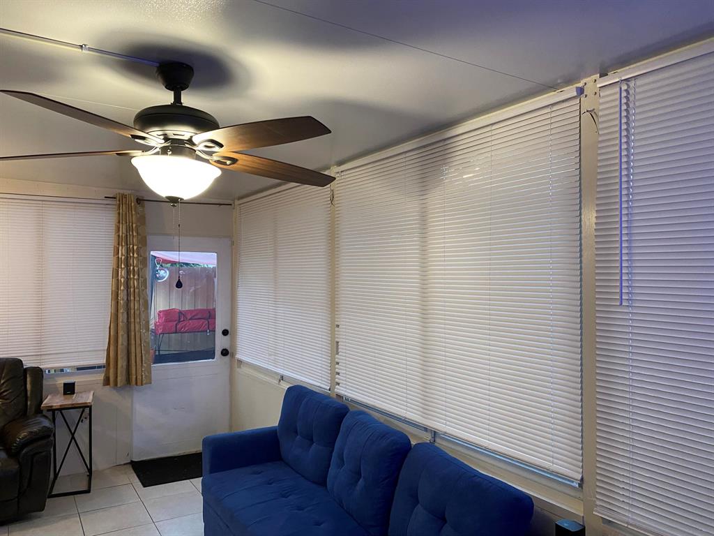 WATERWAY COVE OF WELLINGTON - Residential