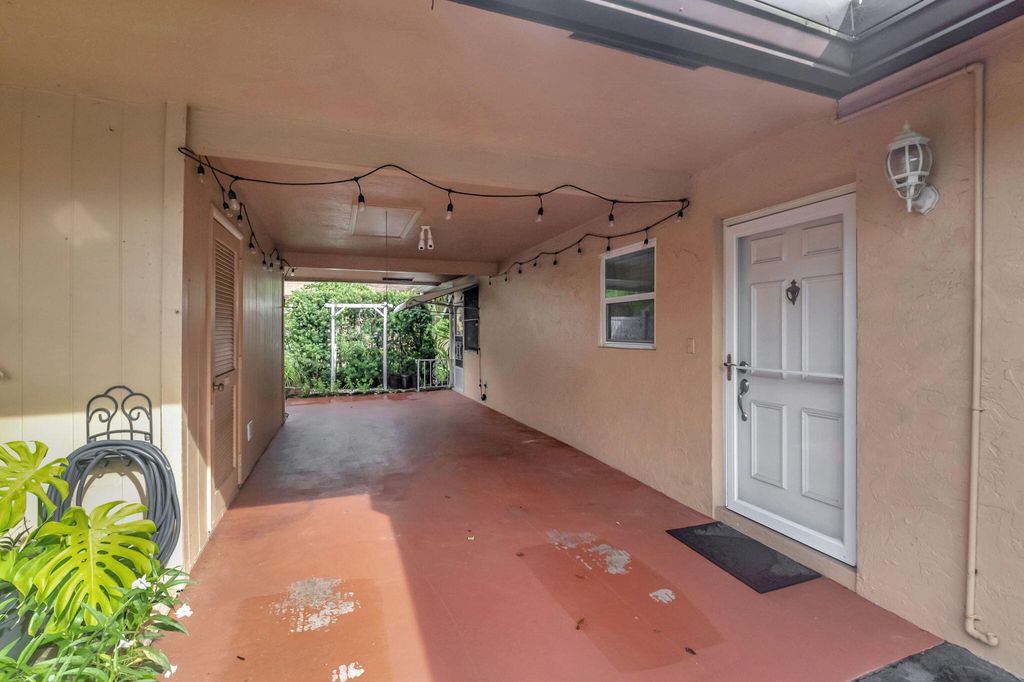 Photo of 742 Whippoorwill Lane, Delray Beach, FL 33445 (MLS # R11024125)