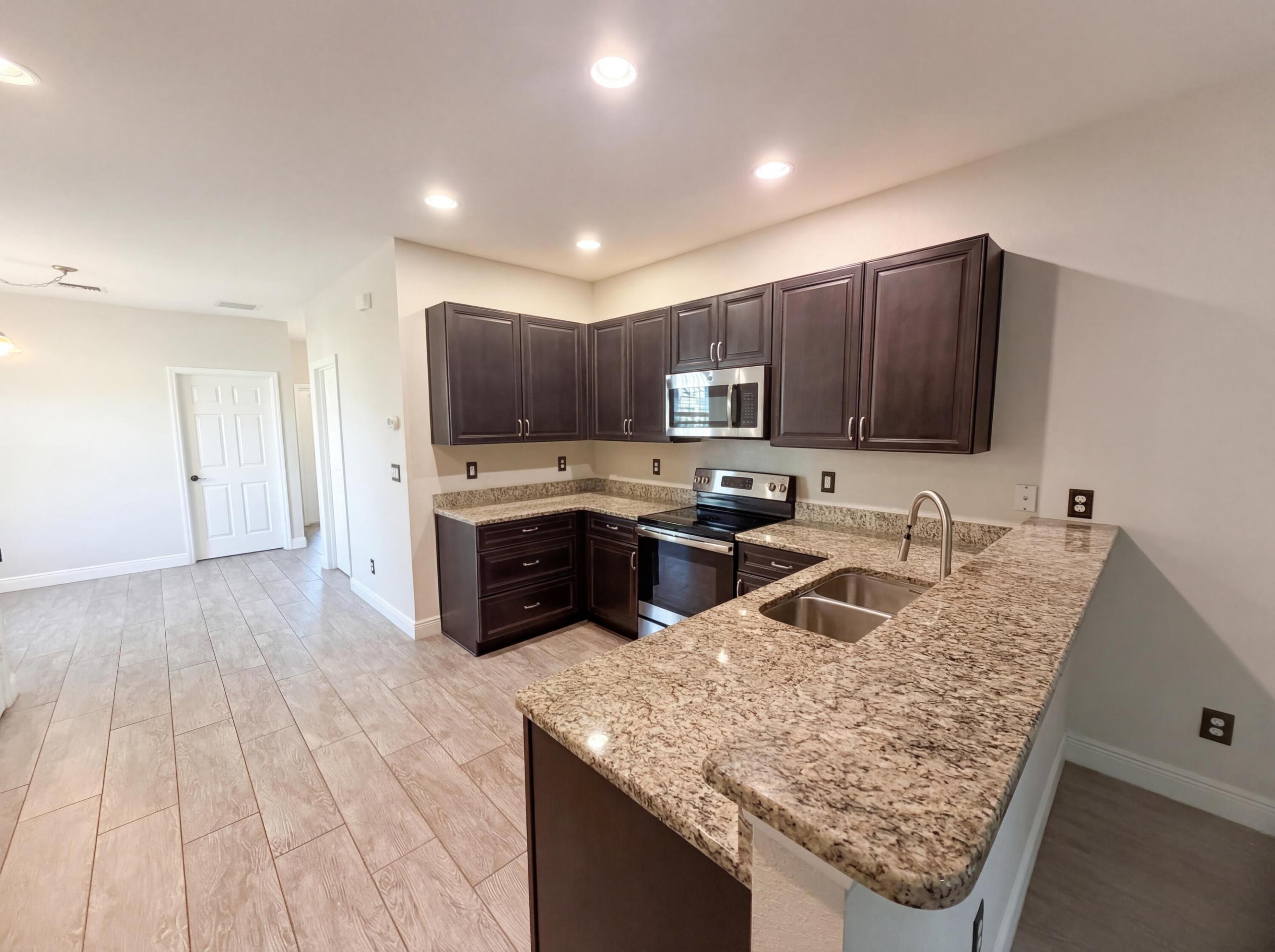 RIVER PLACE ON THE ST LUCIE NO. 8 - Residential