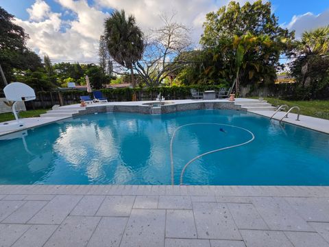 Photo of 4011 SW 2nd Street, Plantation, FL 33317 (MLS # B26021070)
