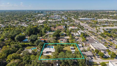 Tiny photo for 4011 SW 2nd Street, Plantation, FL 33317 (MLS # B26021070)