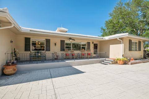 Tiny photo for 4011 SW 2nd Street, Plantation, FL 33317 (MLS # B26021070)