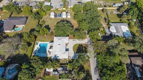 Tiny photo for 4011 SW 2nd Street, Plantation, FL 33317 (MLS # B26021070)