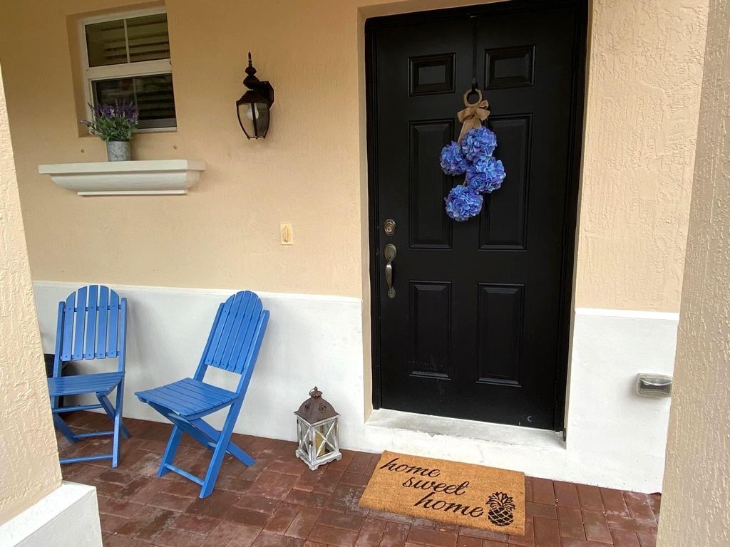 Photo of 1826 Via Sofia, Boynton Beach, FL 33426 (MLS # F10517949)