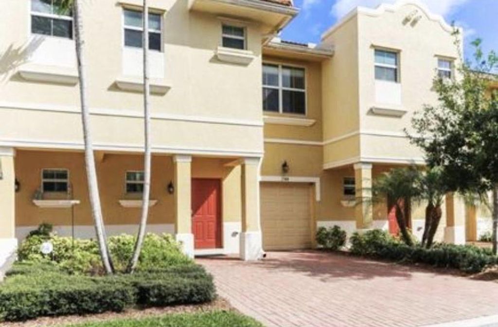 Photo of 1826 Via Sofia, Boynton Beach, FL 33426 (MLS # F10517949)