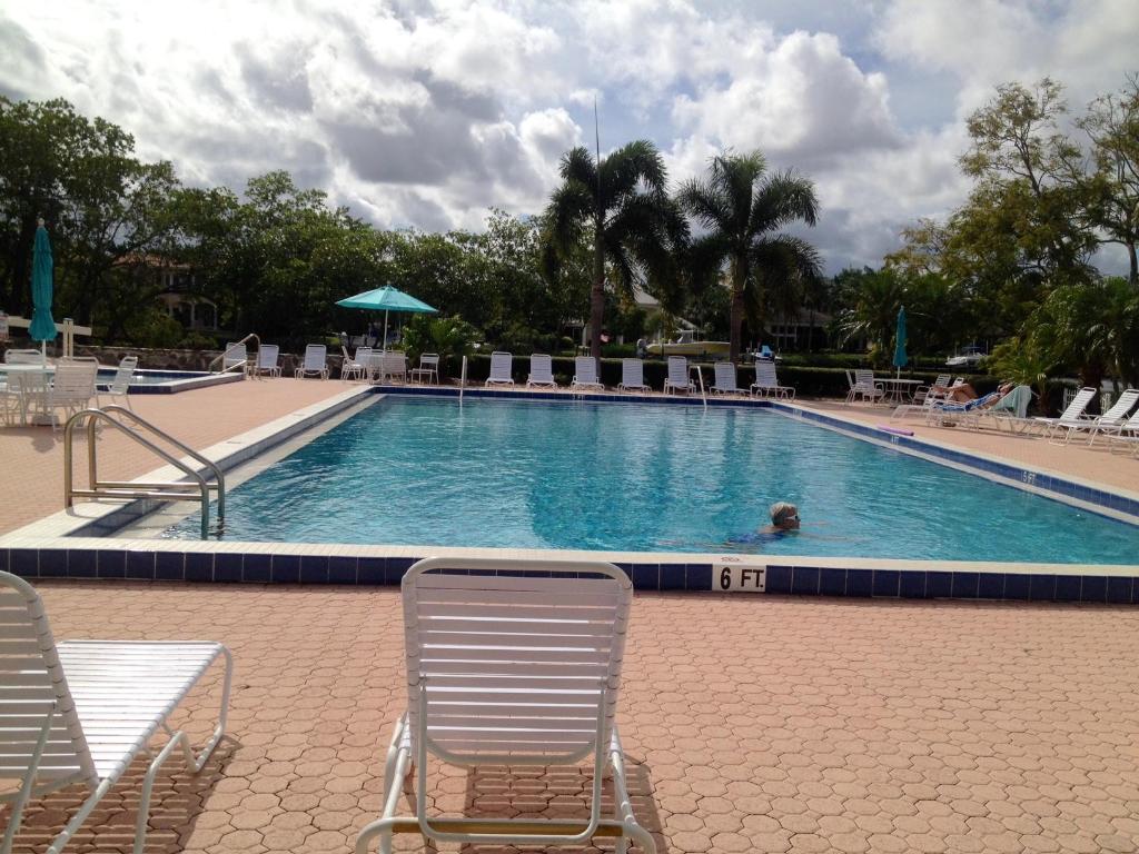 RIVERBEND - Residential