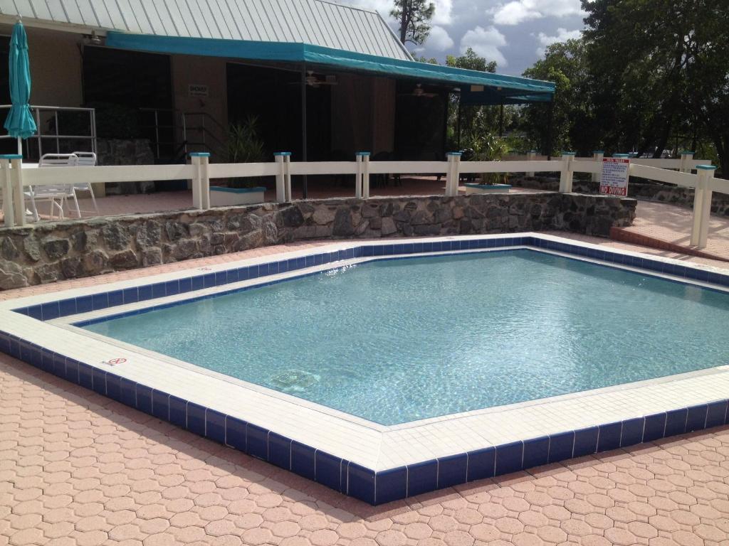 RIVERBEND - Residential