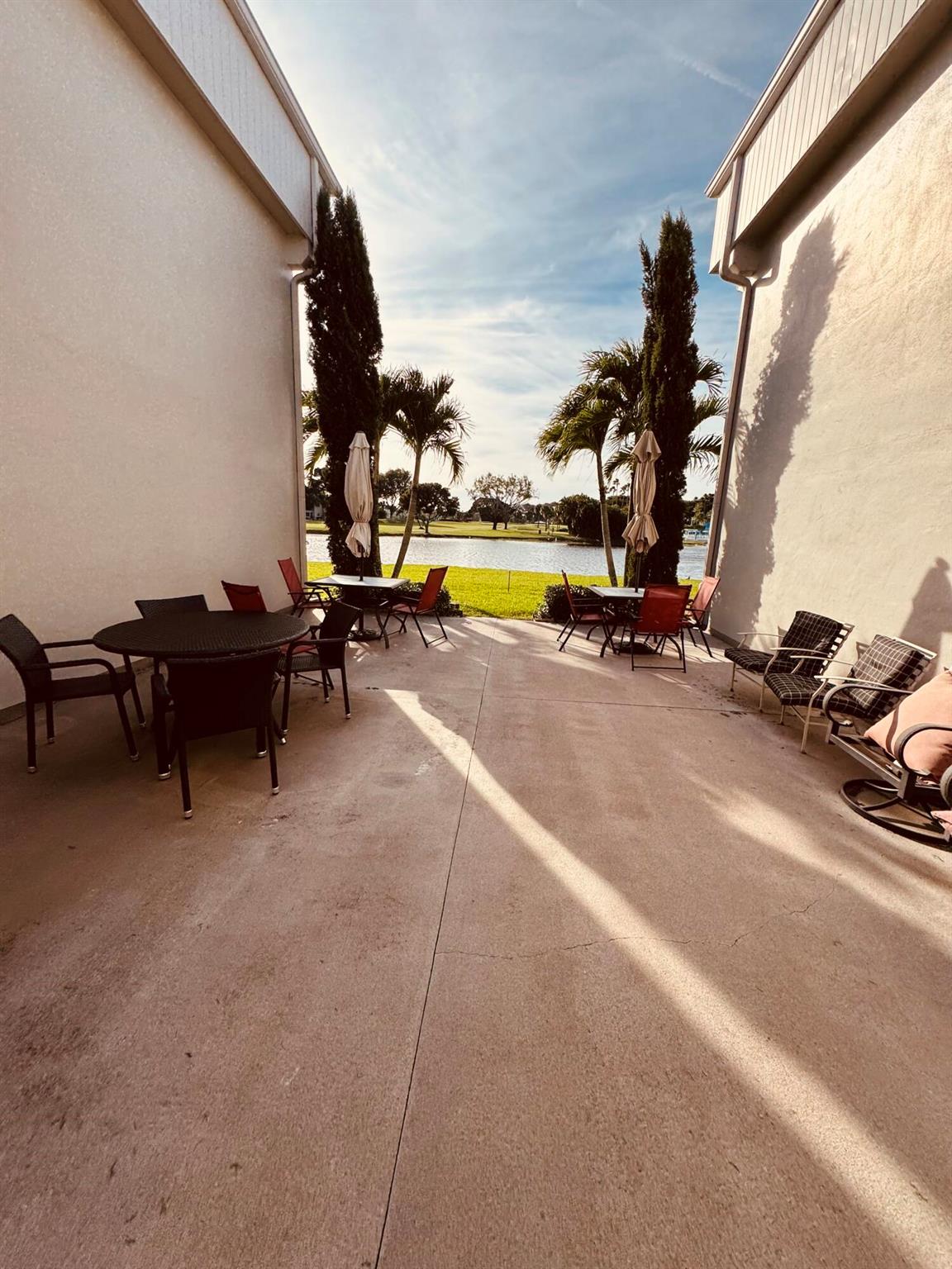 KINGS POINT - Residential