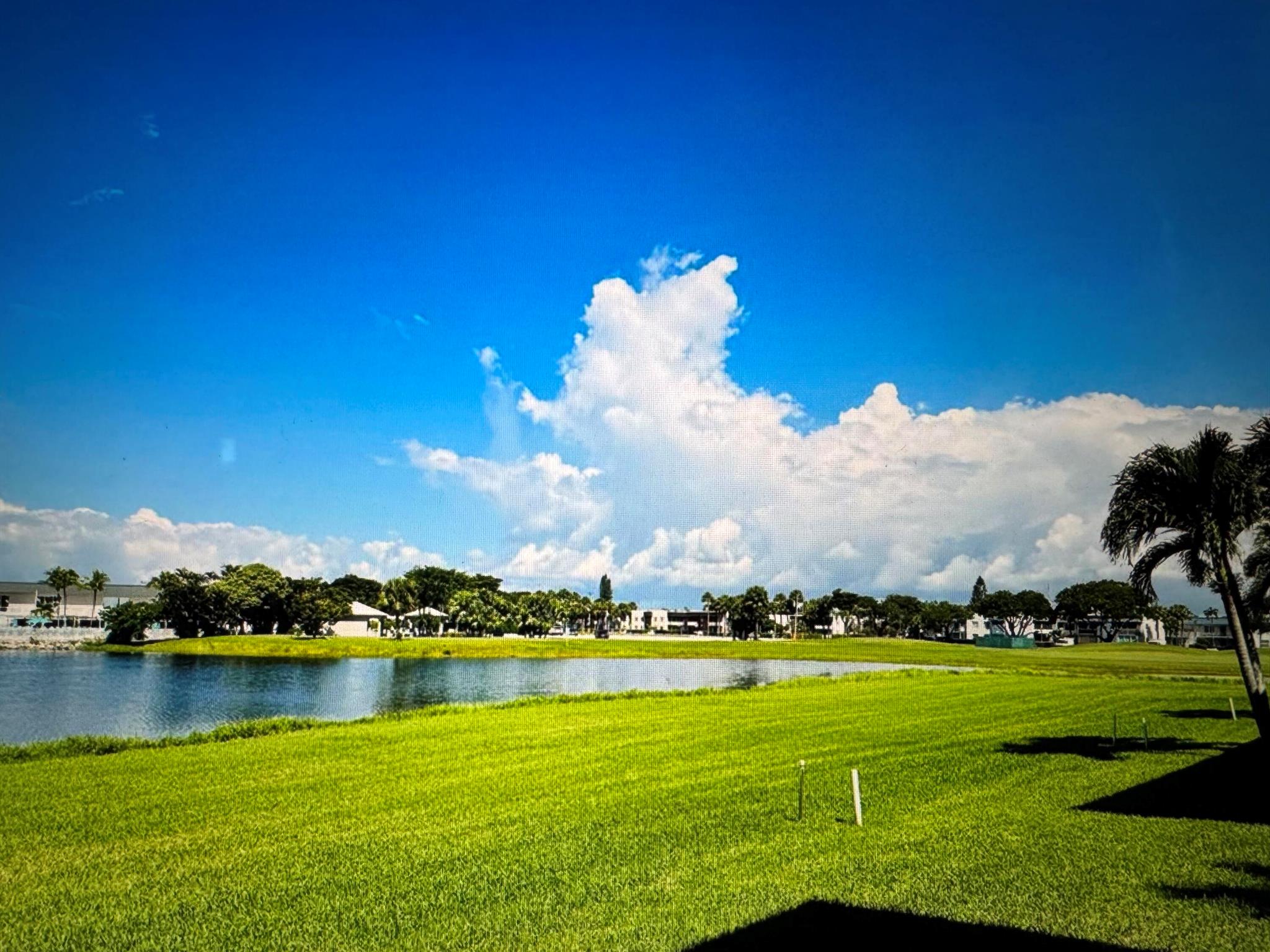 KINGS POINT - Residential