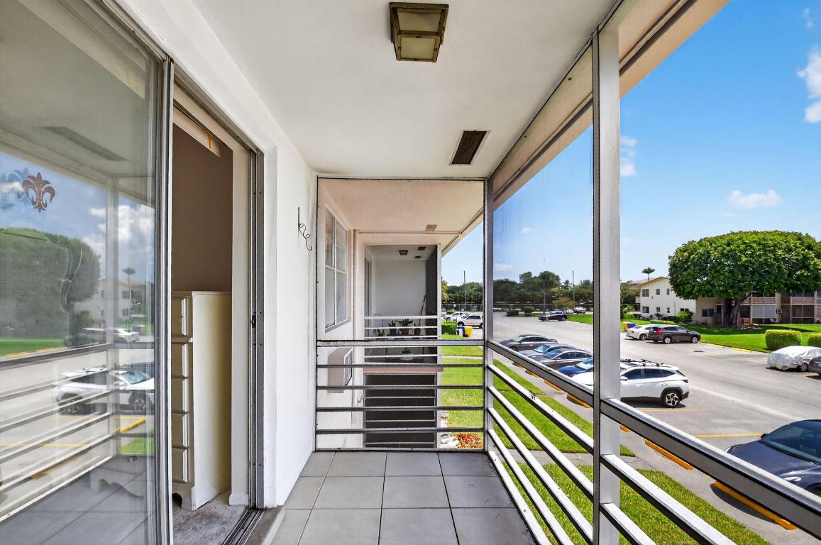 CENTURY VILLAGE EASTHAMPTON CONDO - Residential