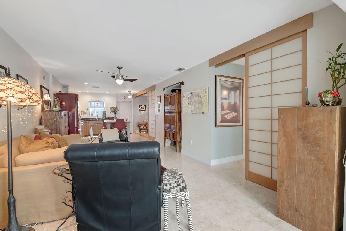 COLONIAL RIDGE CORP - Residential