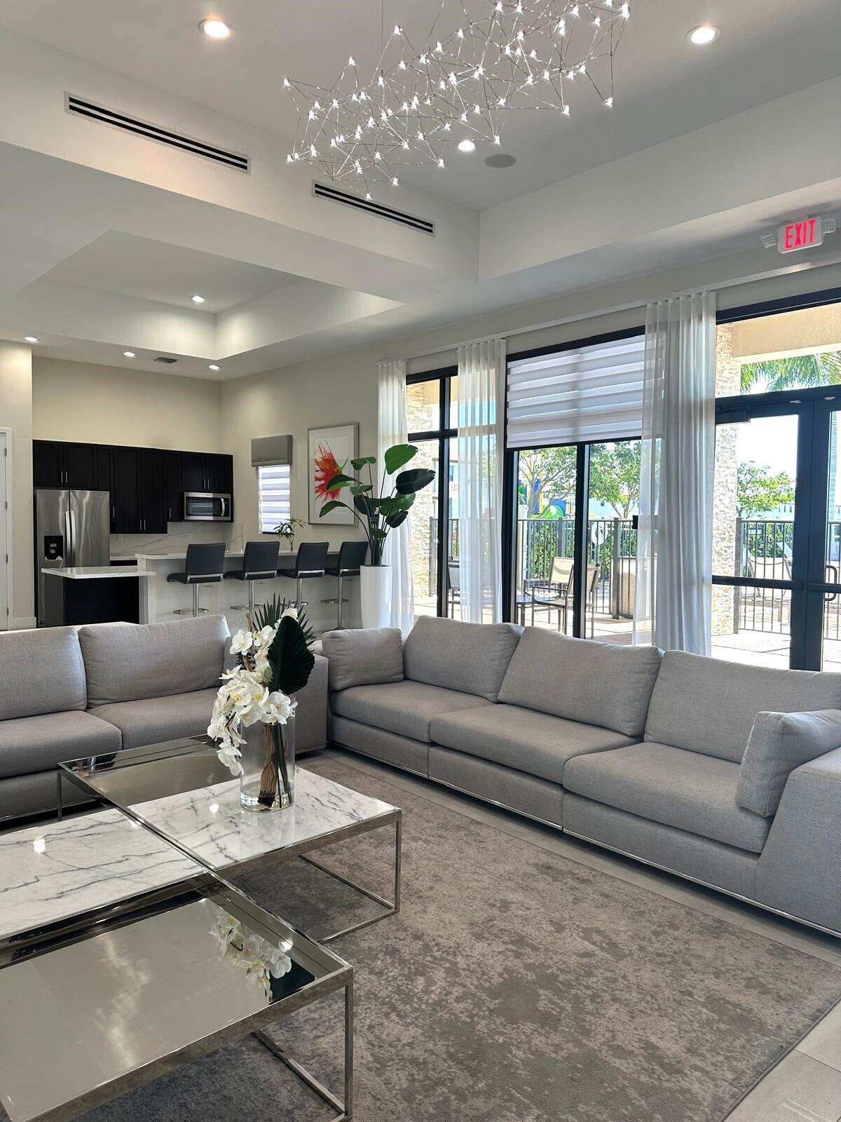 VIA VENTURA NEIGHBORHOOD 2 - Residential Lease