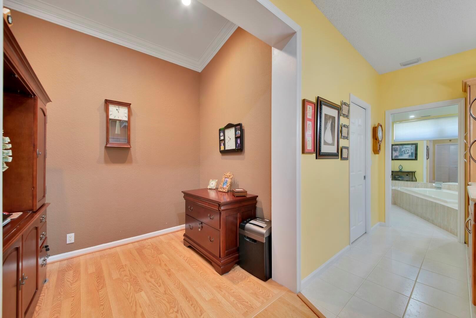 BOCA GREENS - Residential