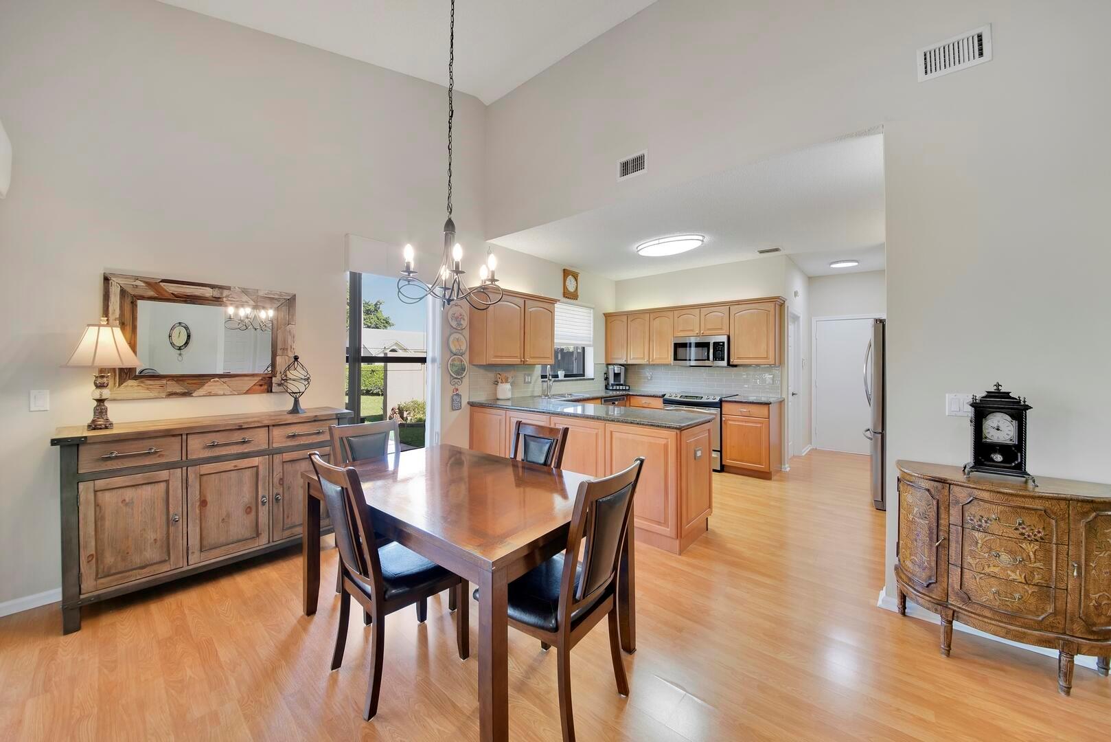 BOCA GREENS - Residential